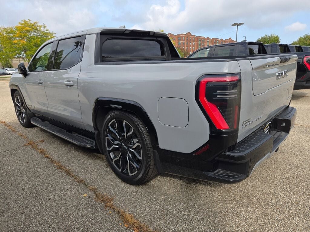 New 2026 GMC Sierra EV Elevation image 7