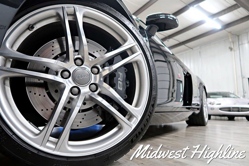Used 2008 Audi R8 V8 image 3