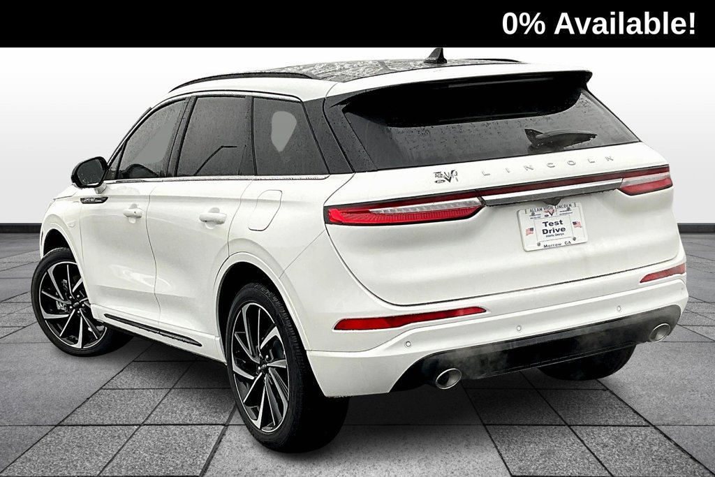New 2025 Lincoln Corsair Grand Touring w/ Equipment Group 301A AWD/4WD image 2