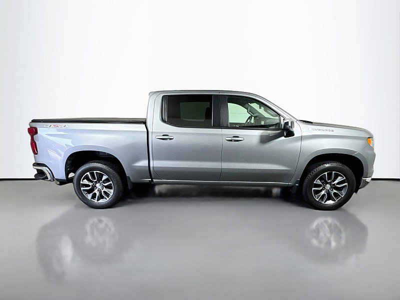 Used 2023 Chevrolet Silverado 1500 LT AWD/4WD image 8