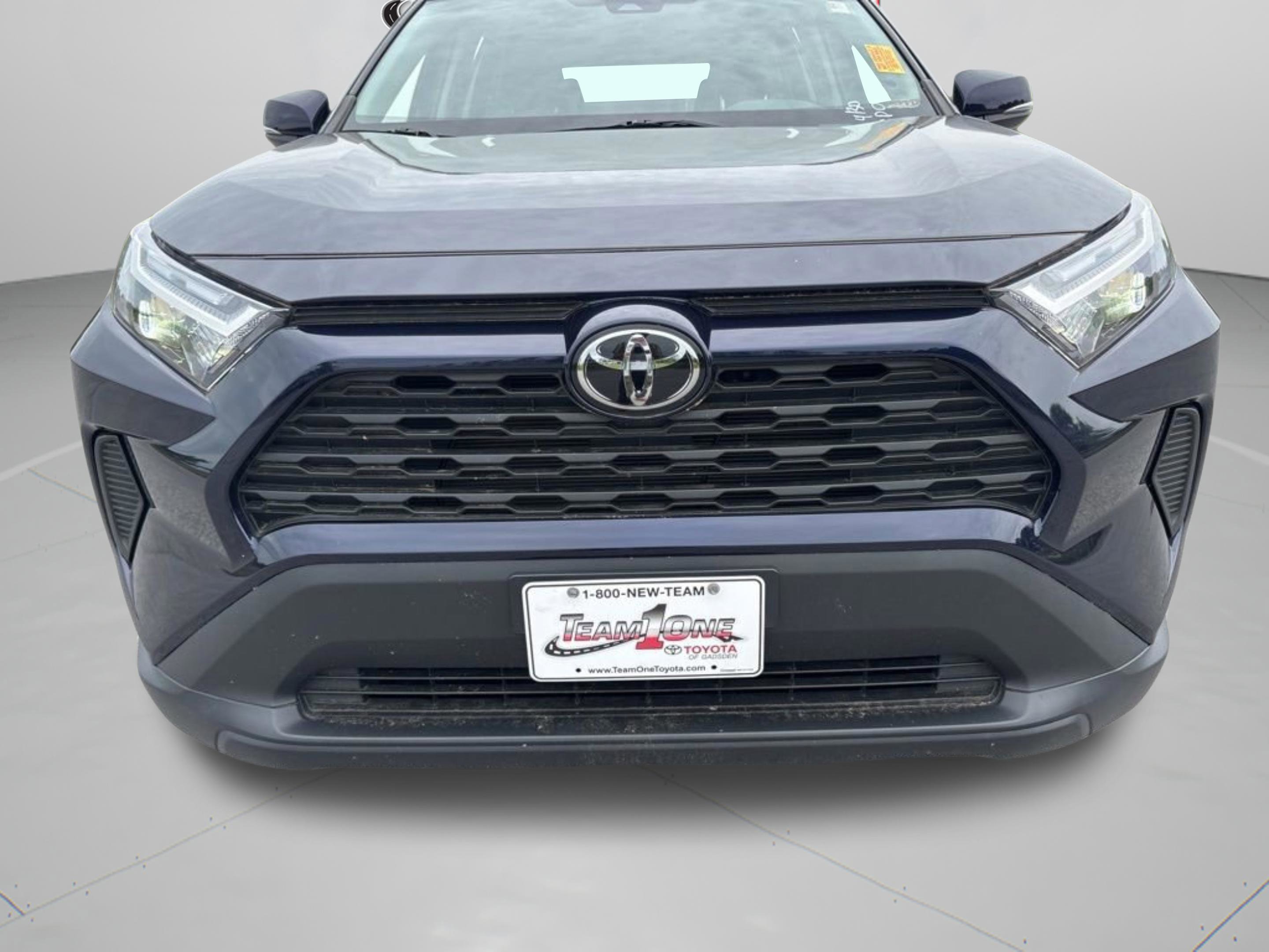 Certified 2022 Toyota RAV4 XLE FWD image 38