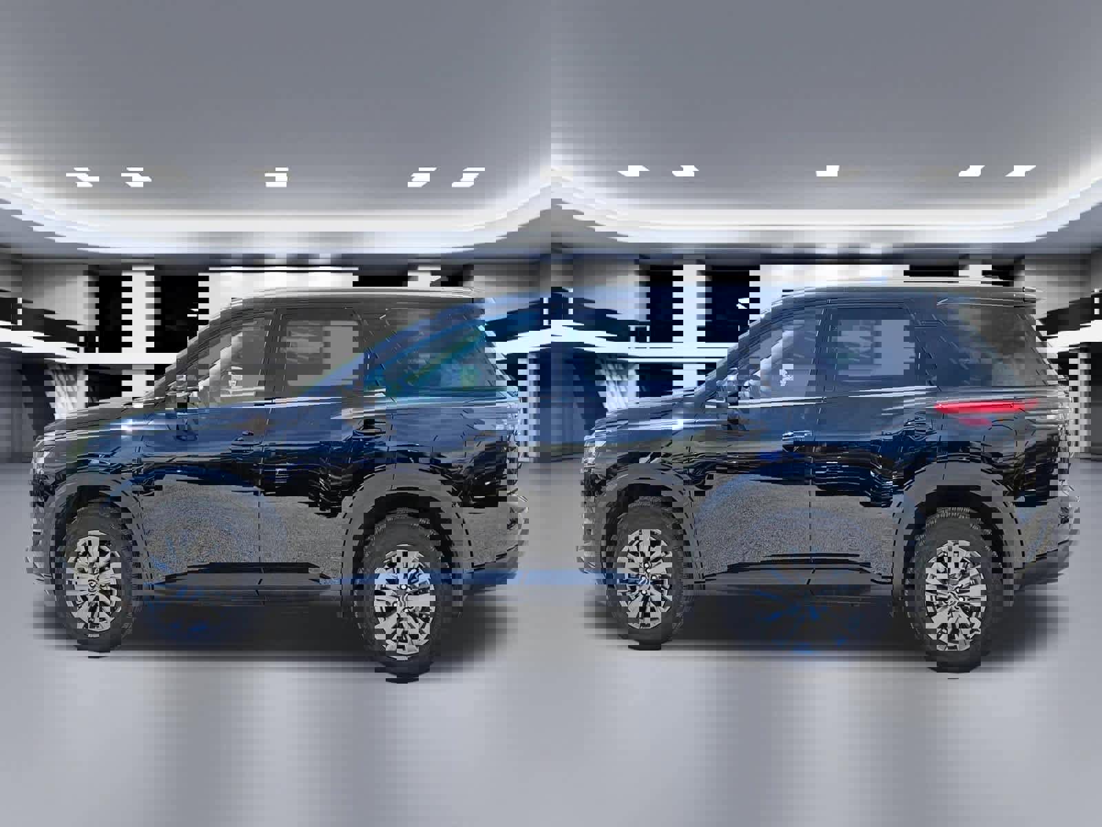 Used 2025 Nissan Pathfinder S image 3