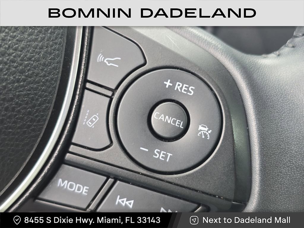 Used 2022 Toyota Corolla SE image 25