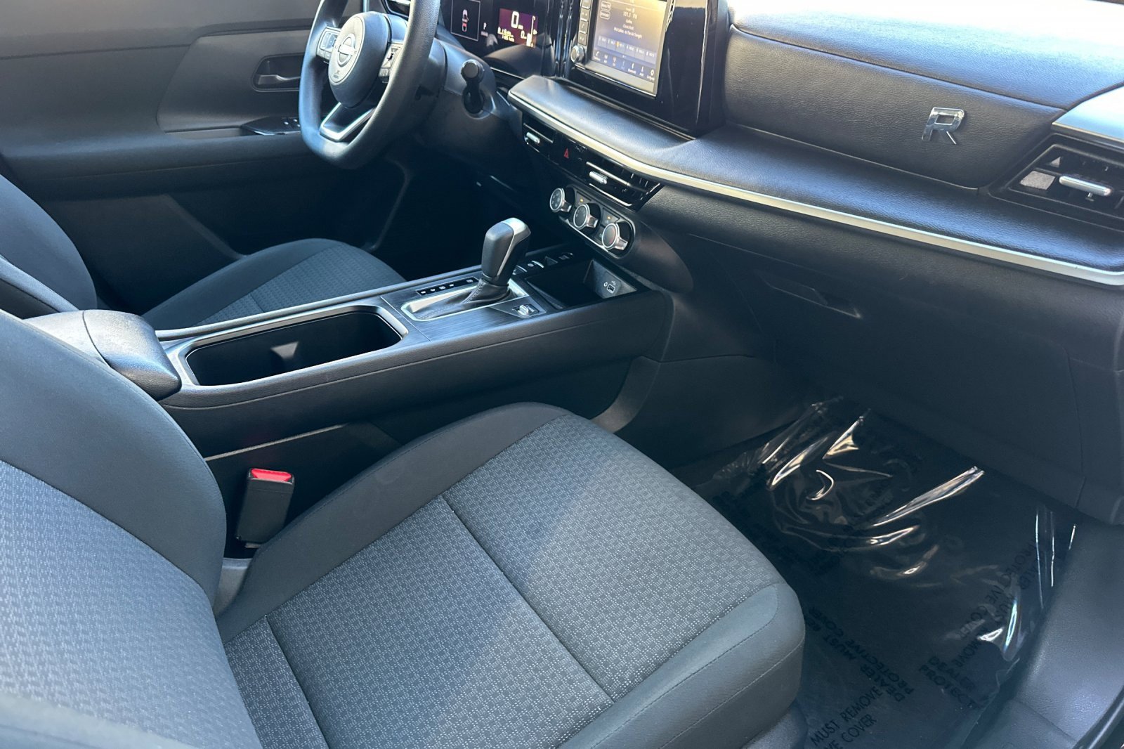 Used 2025 Nissan Kicks S image 19