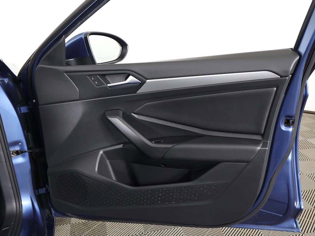 Used 2019 Volkswagen Jetta SE FWD image 24