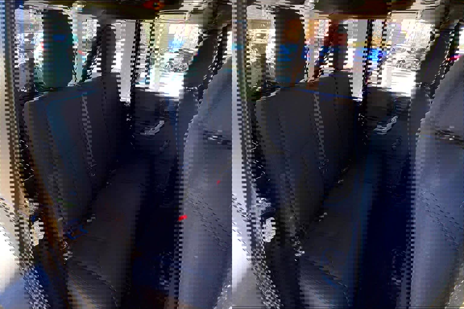 Used 2016 Jeep Wrangler Unlimited Sport image 19