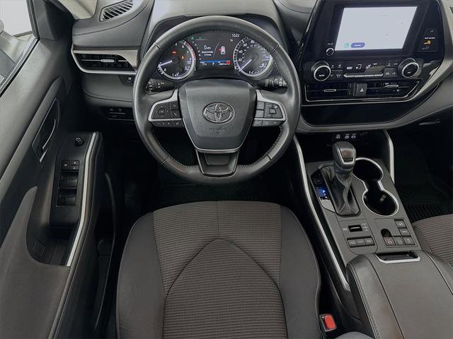 Certified 2024 Toyota Highlander LE image 25