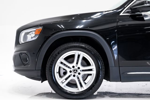 Used 2023 Mercedes-Benz GLB 250 4MATIC w/ Premium Package image 25