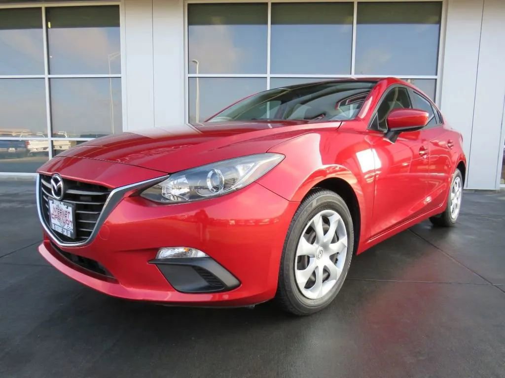Used 2016 MAZDA MAZDA3 i Sport FWD image 3