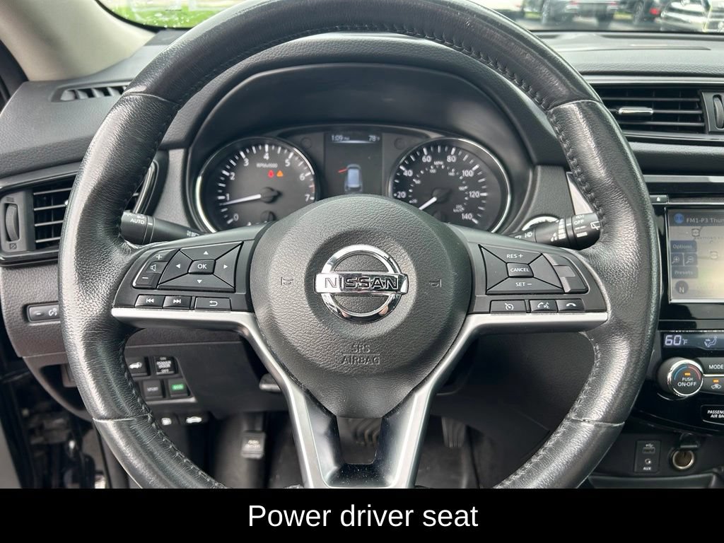 Used 2017 Nissan Rogue SV AWD/4WD image 8