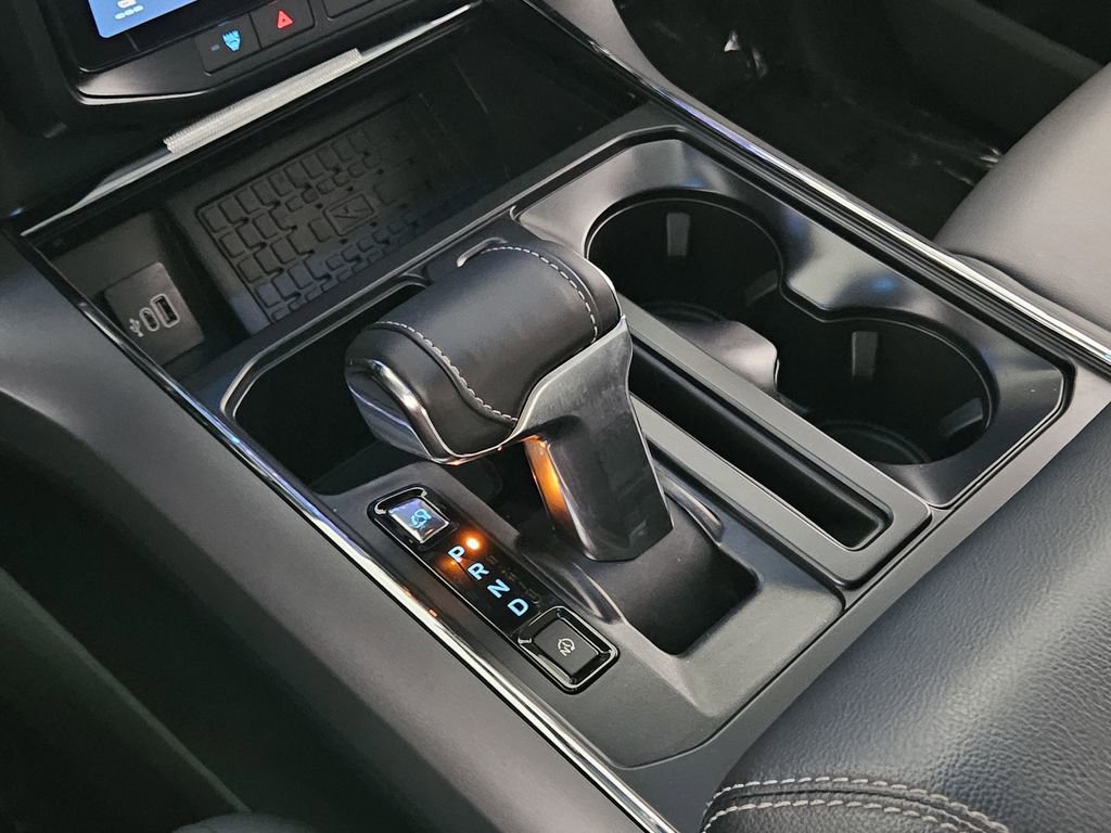 New 2025 Ford F150 Lightning Flash image 31