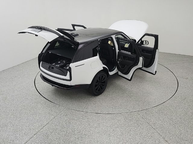 New 2026 Land Rover Range Rover SE AWD/4WD image 23