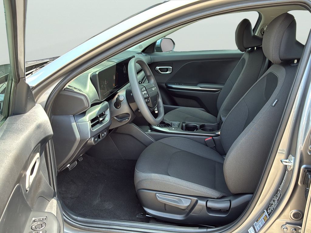 New 2026 Kia K4 FWD image 13