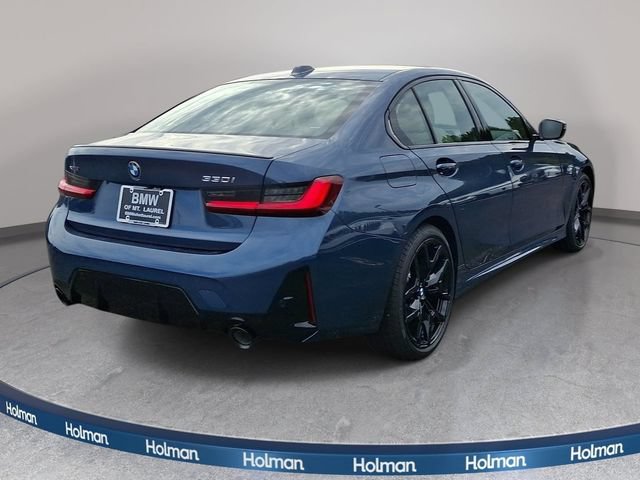 New 2026 BMW 330i xDrive Sedan w/ M Sport Package AWD/4WD image 4