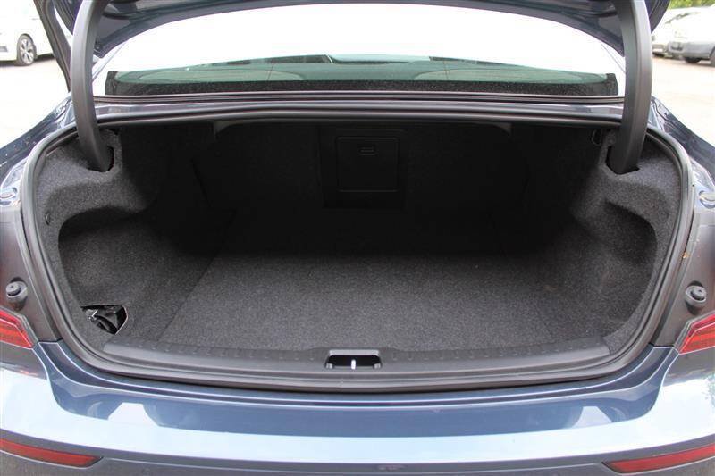 Used 2021 Volvo S60 T5 Momentum FWD image 26