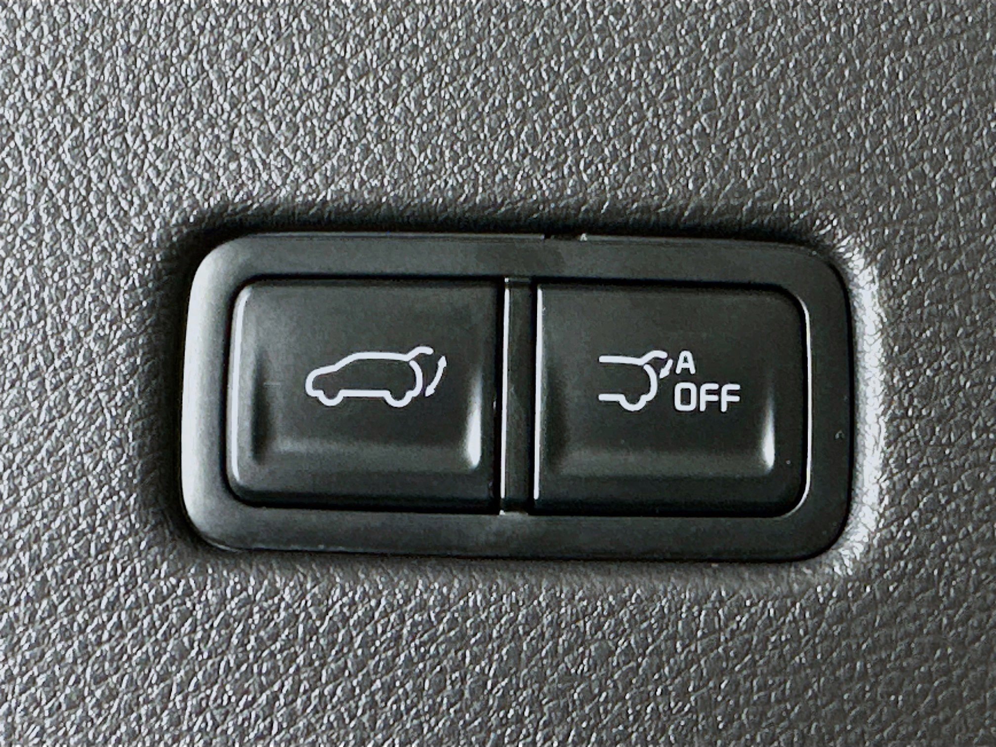 Used 2025 Kia Carnival SX Prestige image 28