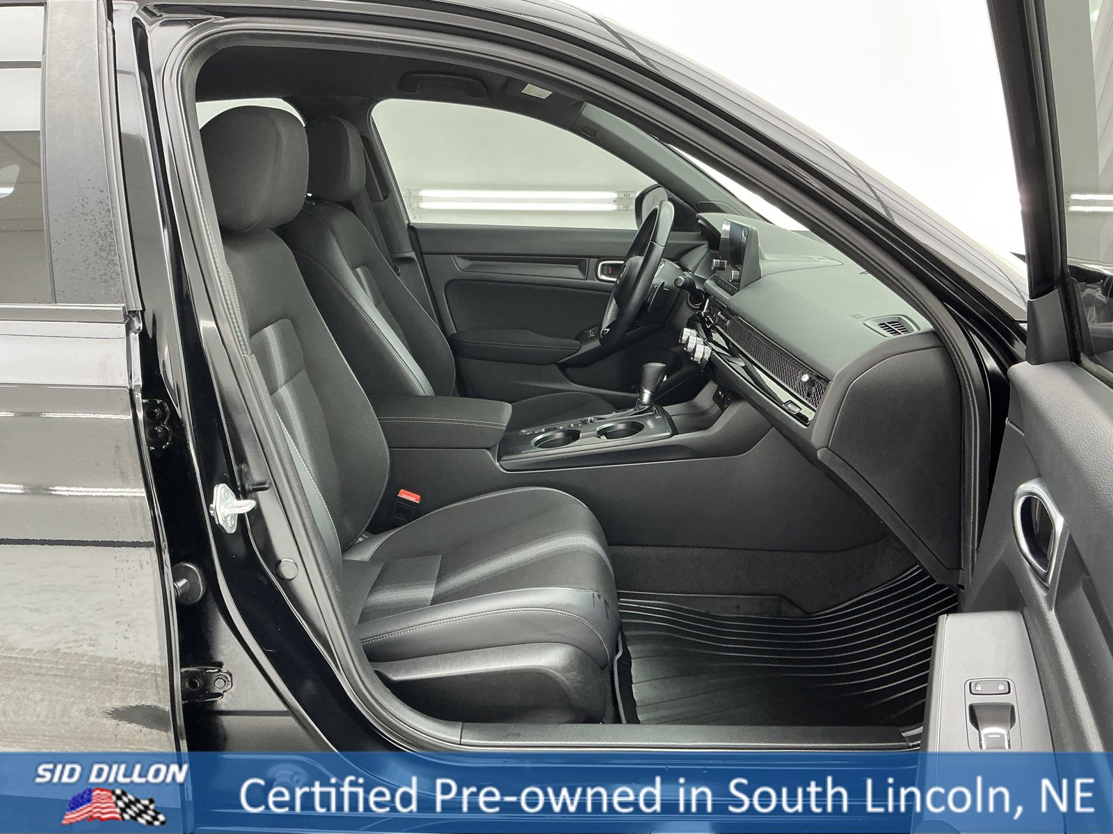 Used 2023 Honda Civic Sport image 25