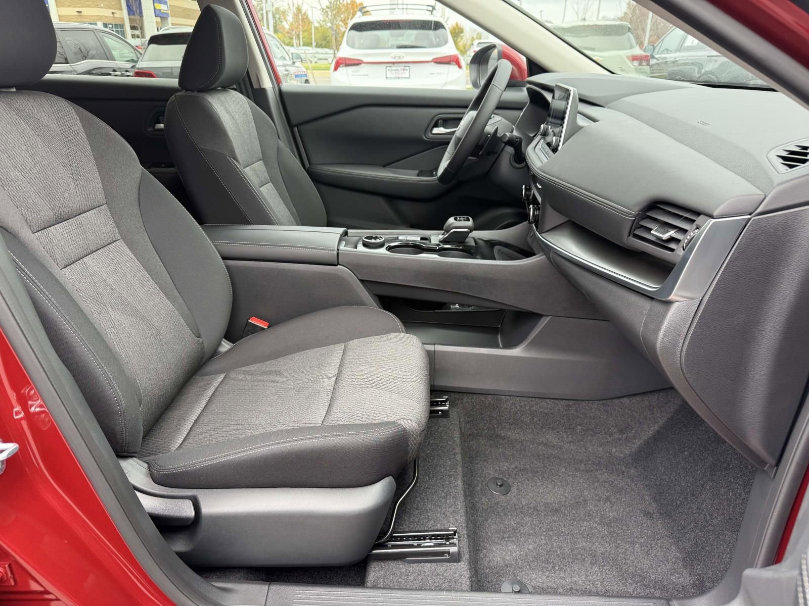 New 2026 Nissan Rogue SV image 25