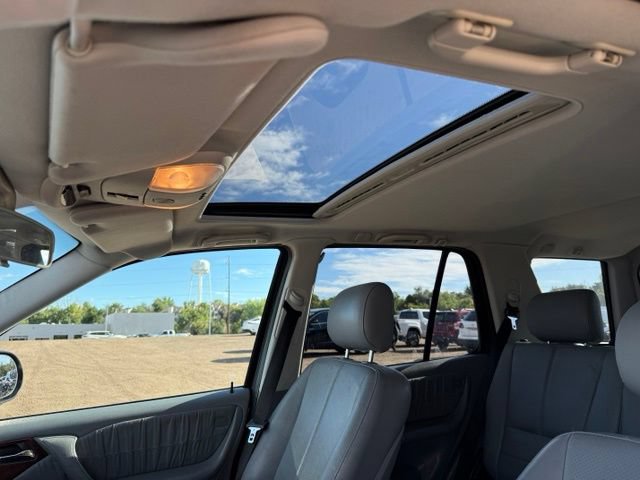 Used 2000 Mercedes-Benz ML 320 4MATIC image 25