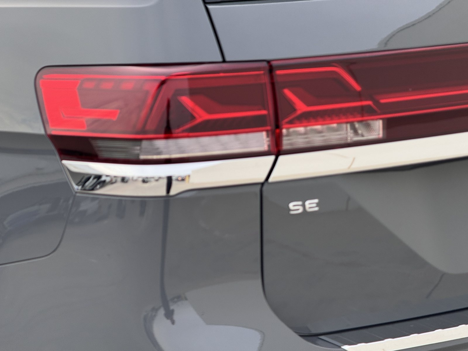 New 2026 Volkswagen Atlas SE FWD image 10