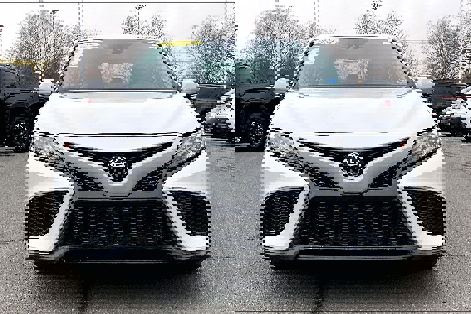 Used 2024 Toyota Camry XSE image 3