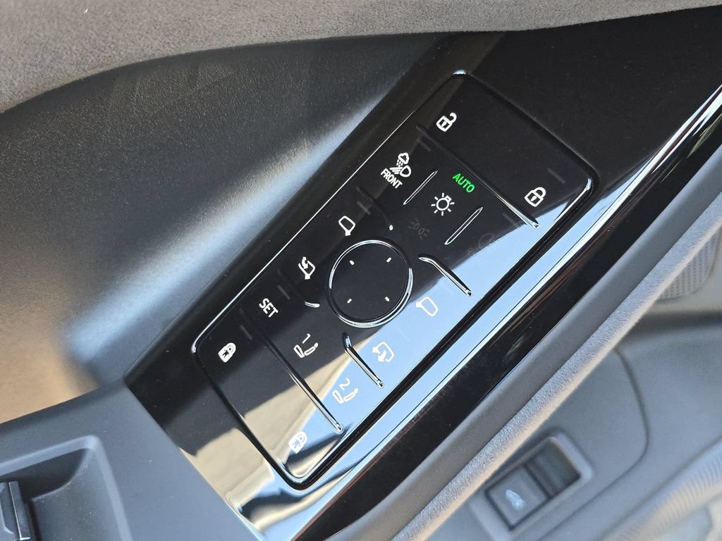 New 2027 Audi SQ6 e-tron Premium Plus AWD/4WD image 29