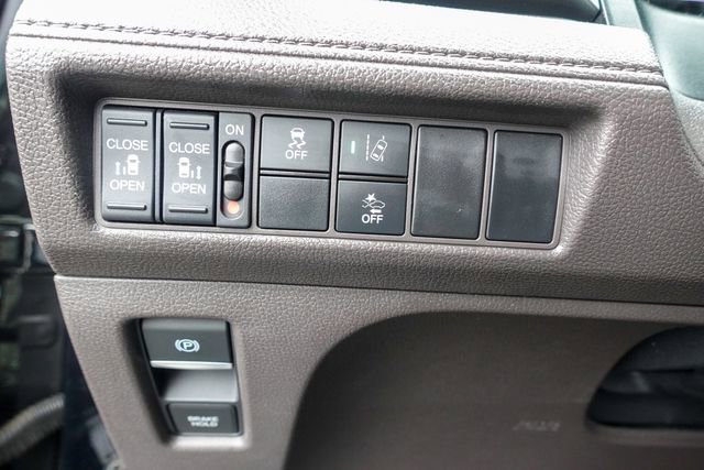 Used 2020 Honda Odyssey EX image 16