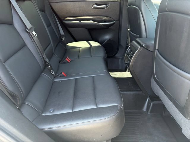 Used 2023 Cadillac XT4 Sport w/ Trailering Package AWD/4WD image 18