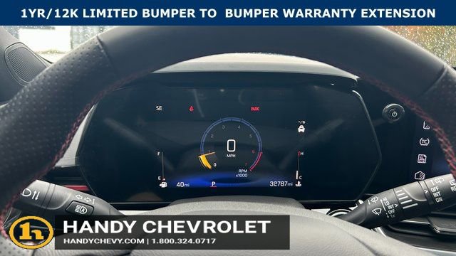 Certified 2025 Chevrolet Trax RS FWD image 17