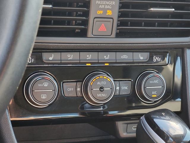 Used 2024 Volkswagen Jetta SE image 16