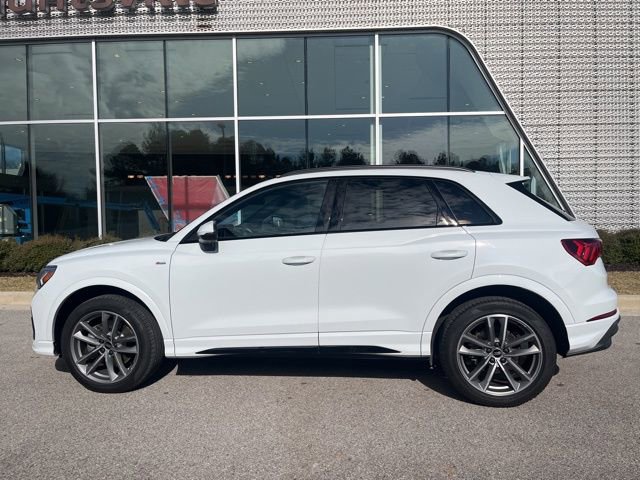Certified 2025 Audi Q3 2.0T Premium w/ Convenience Package image 8
