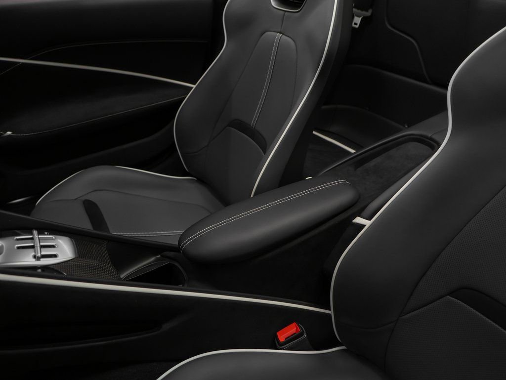 Certified 2024 Ferrari Roma Spider image 58