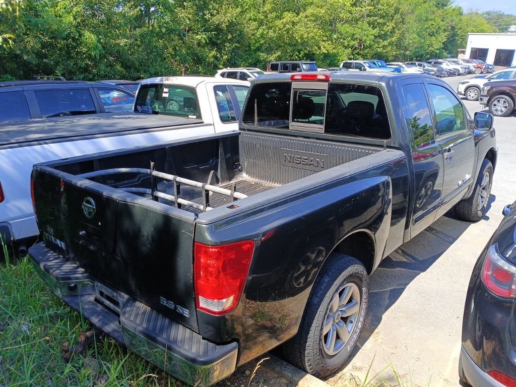 Used 2008 Nissan Titan 4x4 King Cab image 3
