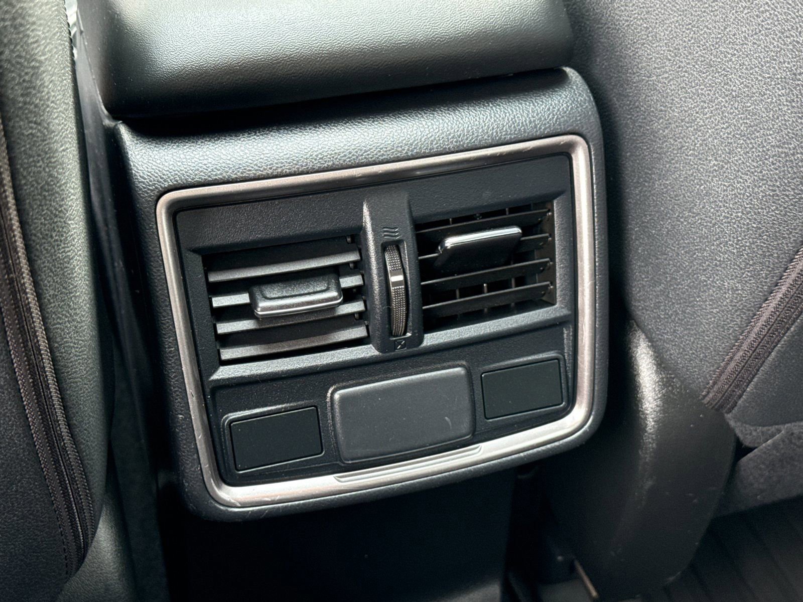 Used 2019 Subaru Forester Premium image 13