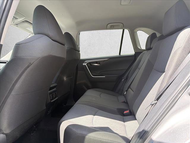 Used 2025 Toyota RAV4 XLE AWD/4WD image 22