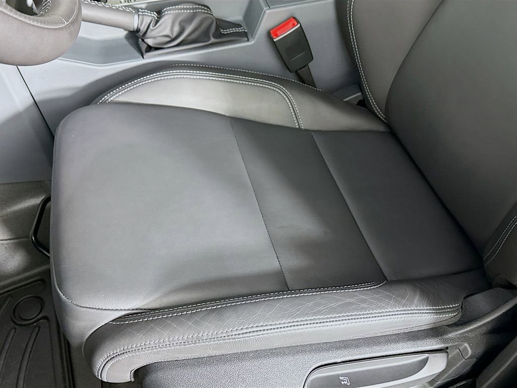 Used 2025 INEOS Grenadier Fieldmaster Edition image 18