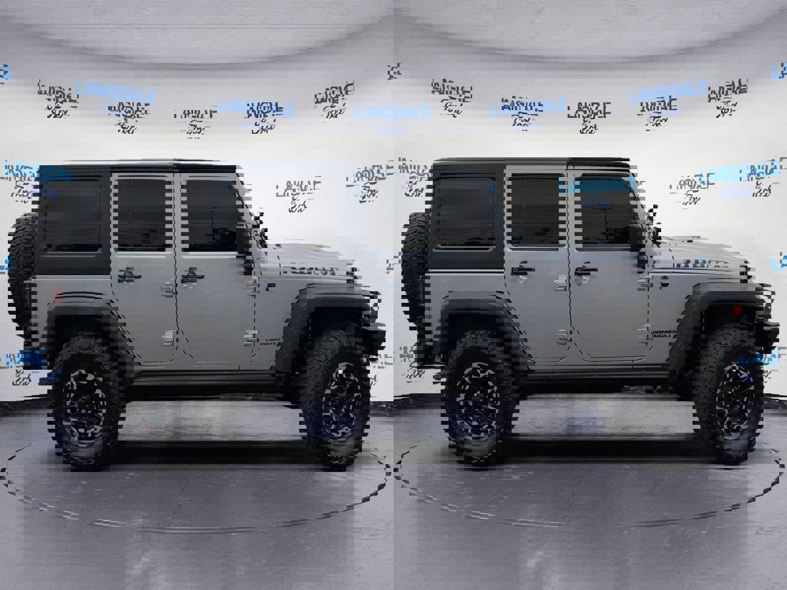 Used 2015 Jeep Wrangler Unlimited Rubicon image 3