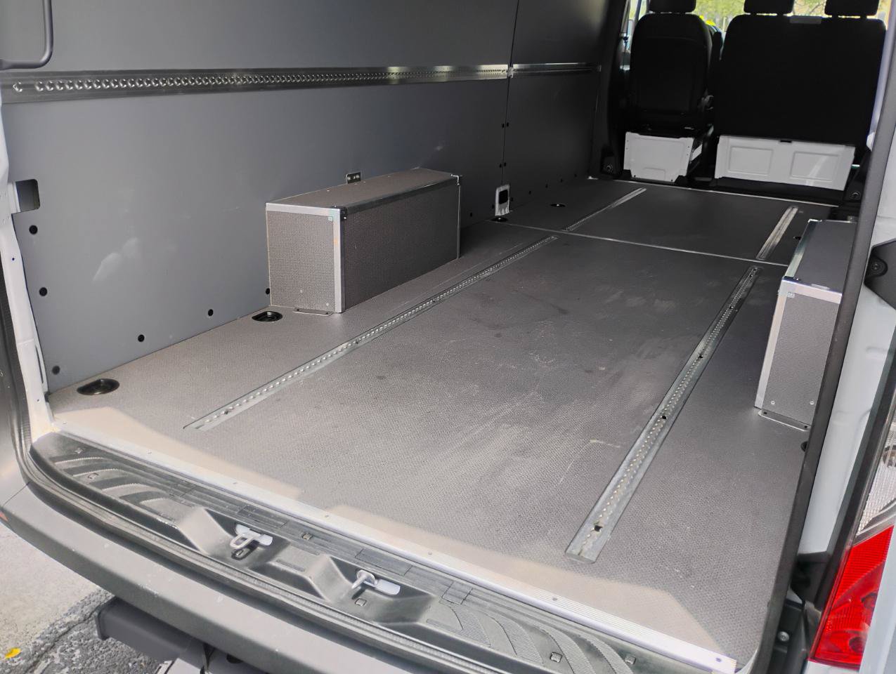 Used 2025 Mercedes-Benz Sprinter 2500 image 69