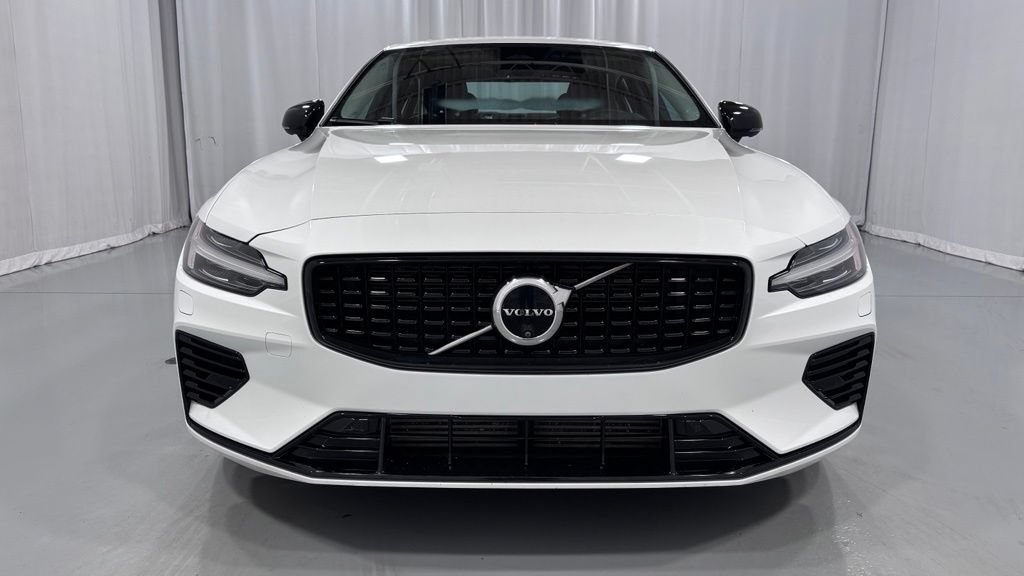 Certified 2024 Volvo S60 T8 Plus w/ Climate Package AWD/4WD image 3