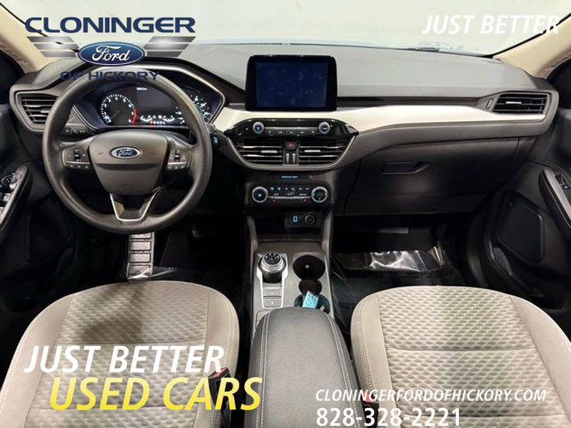 Used 2020 Ford Escape SE image 33