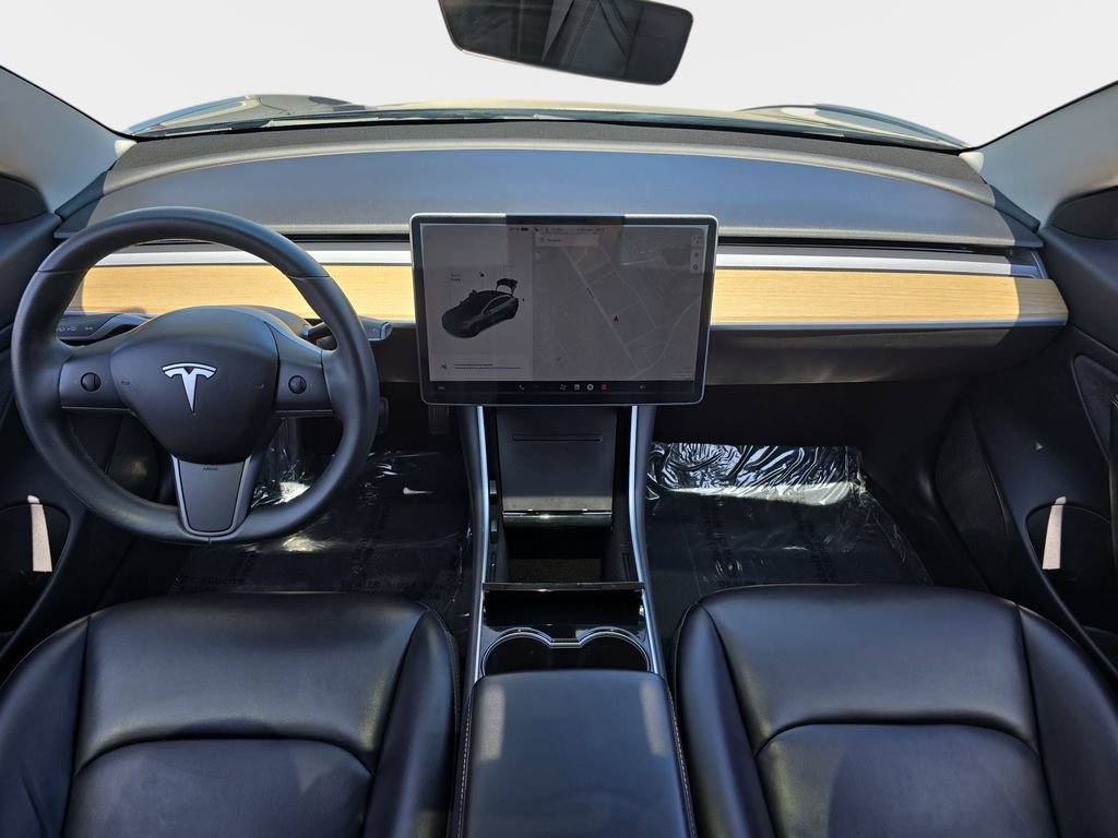 Used 2018 Tesla Model 3 Long Range RWD image 10