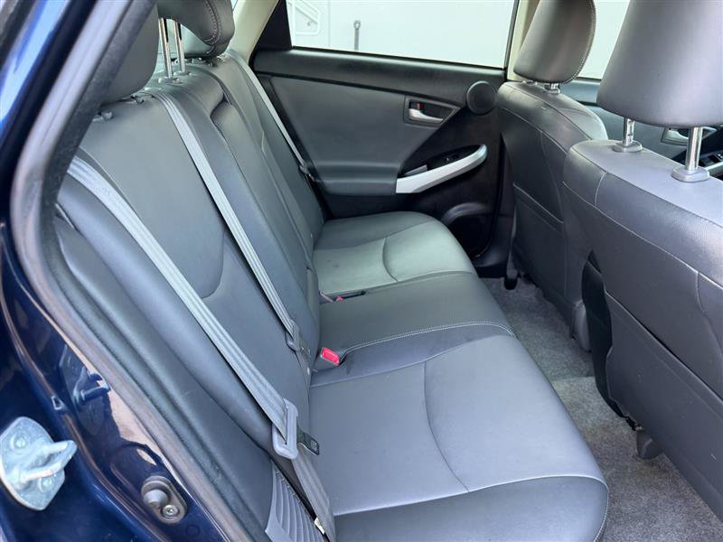 Used 2015 Toyota Prius Five w/ Advanced Technology Package FWD image 40