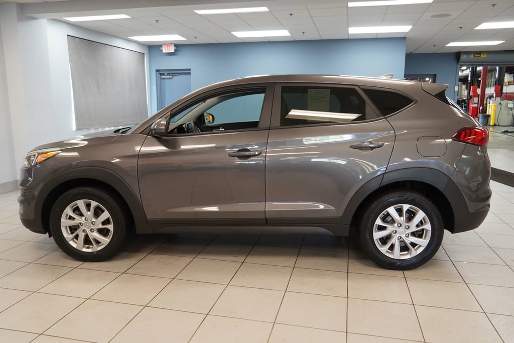 Used 2020 Hyundai Tucson SE w/ Cargo Package FWD image 2