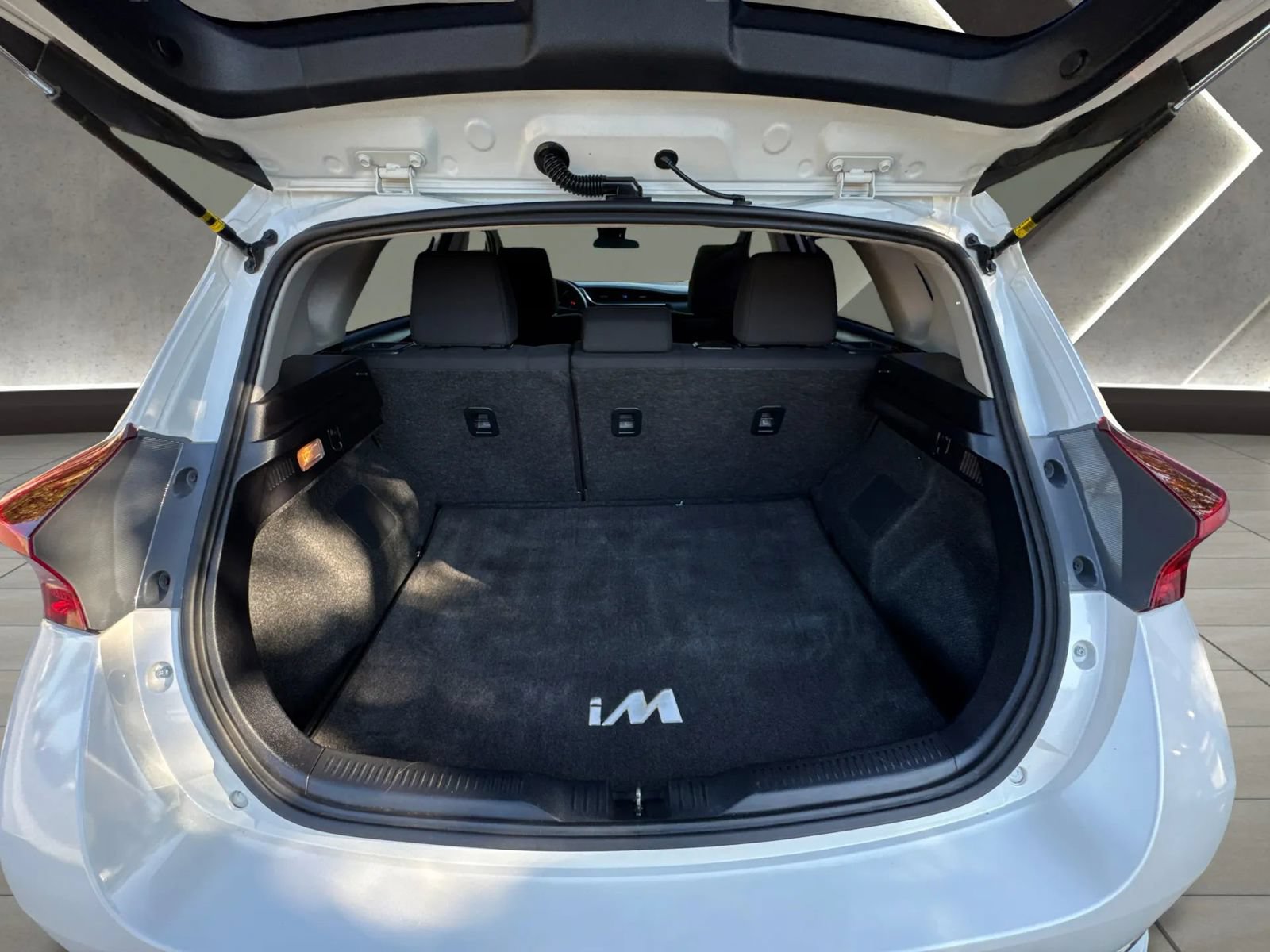 Used 2017 Toyota Corolla iM w/ Carpet Mat Package FWD image 50