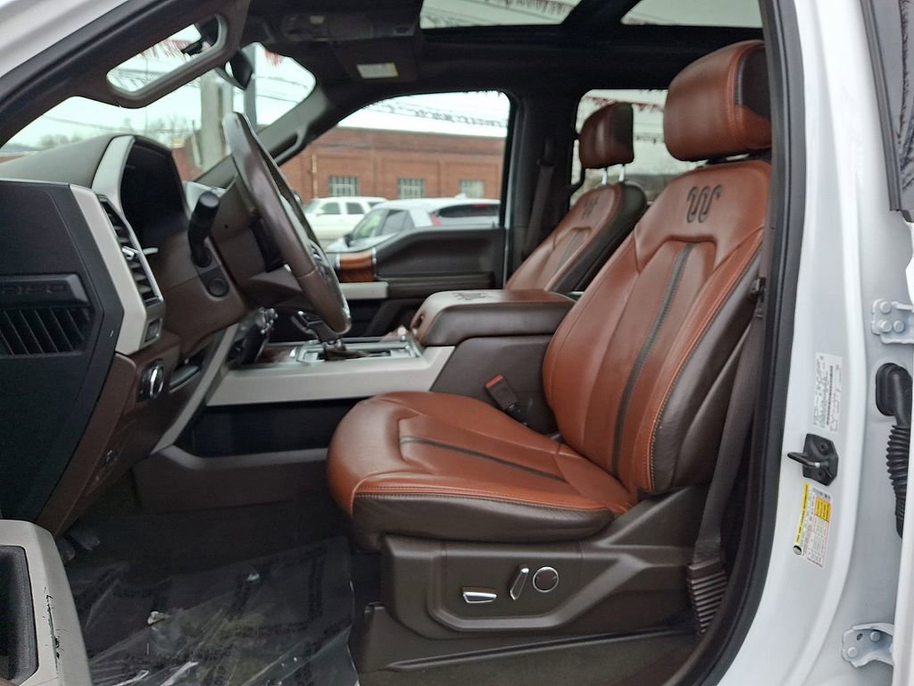 Used 2019 Ford F150 King Ranch image 15