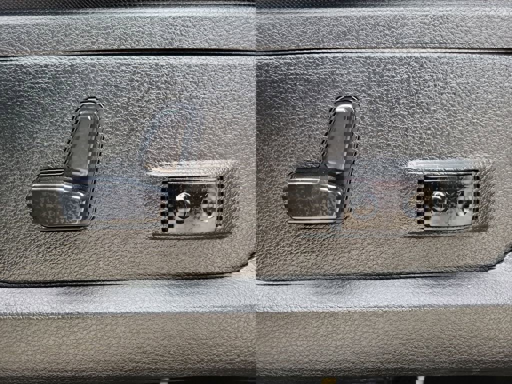 Used 2018 RAM 1500 Sport w/ Sport Premium Group image 18