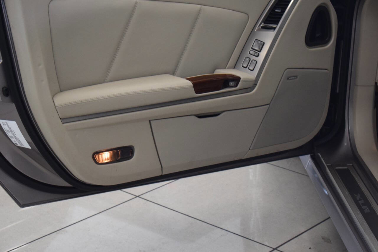 Used 2005 Cadillac XLR image 49