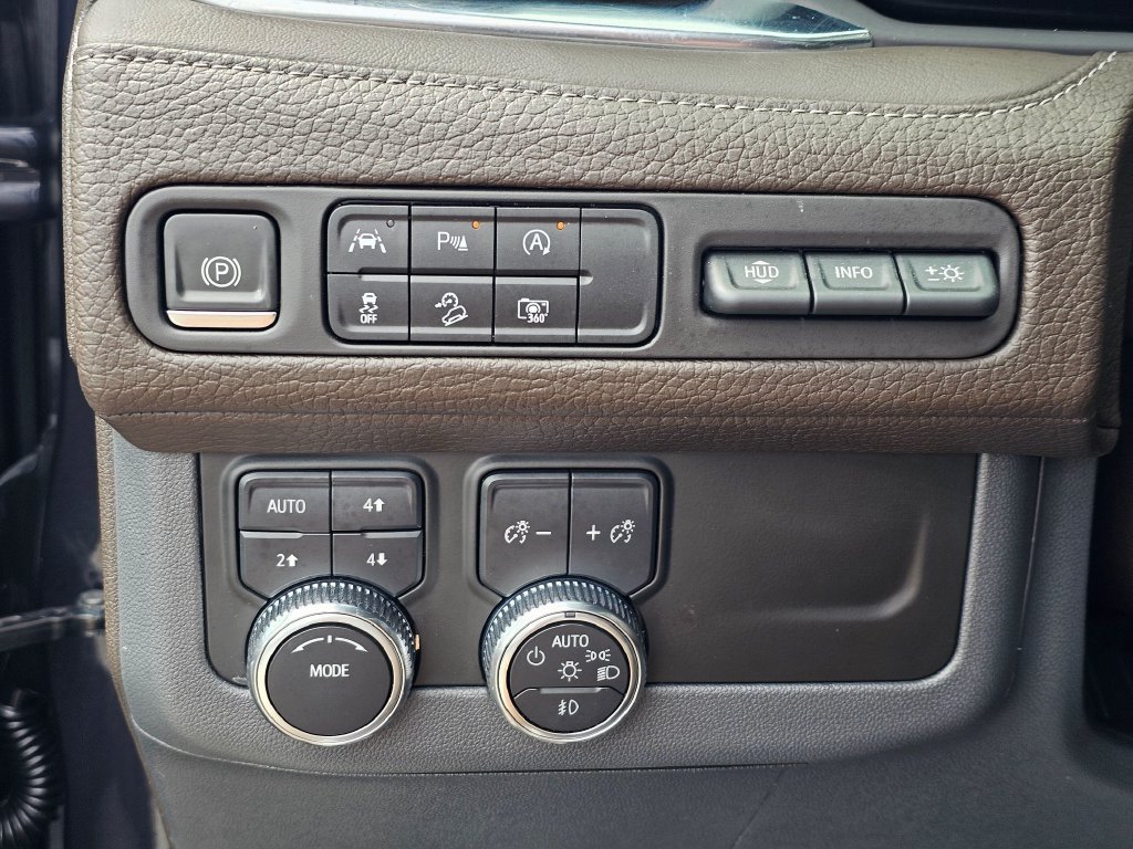 Used 2023 GMC Yukon Denali AWD/4WD image 27
