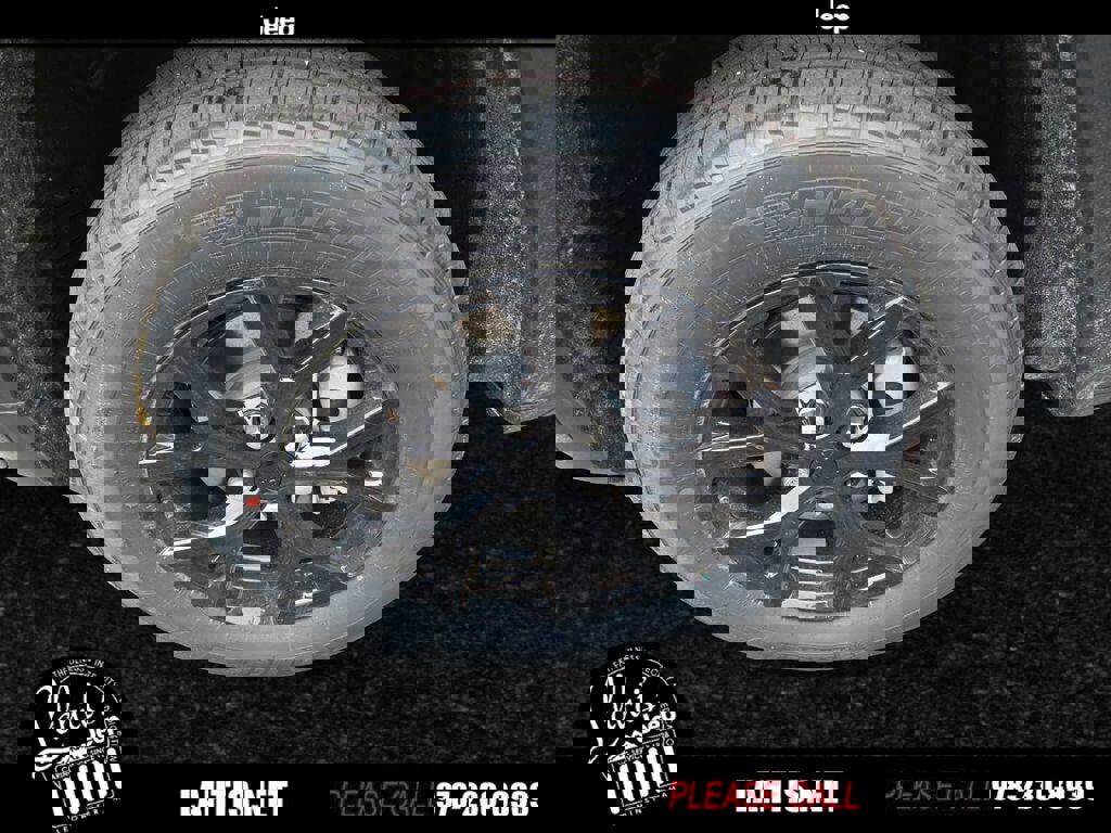 New 2026 Jeep Grand Cherokee Altitude image 21