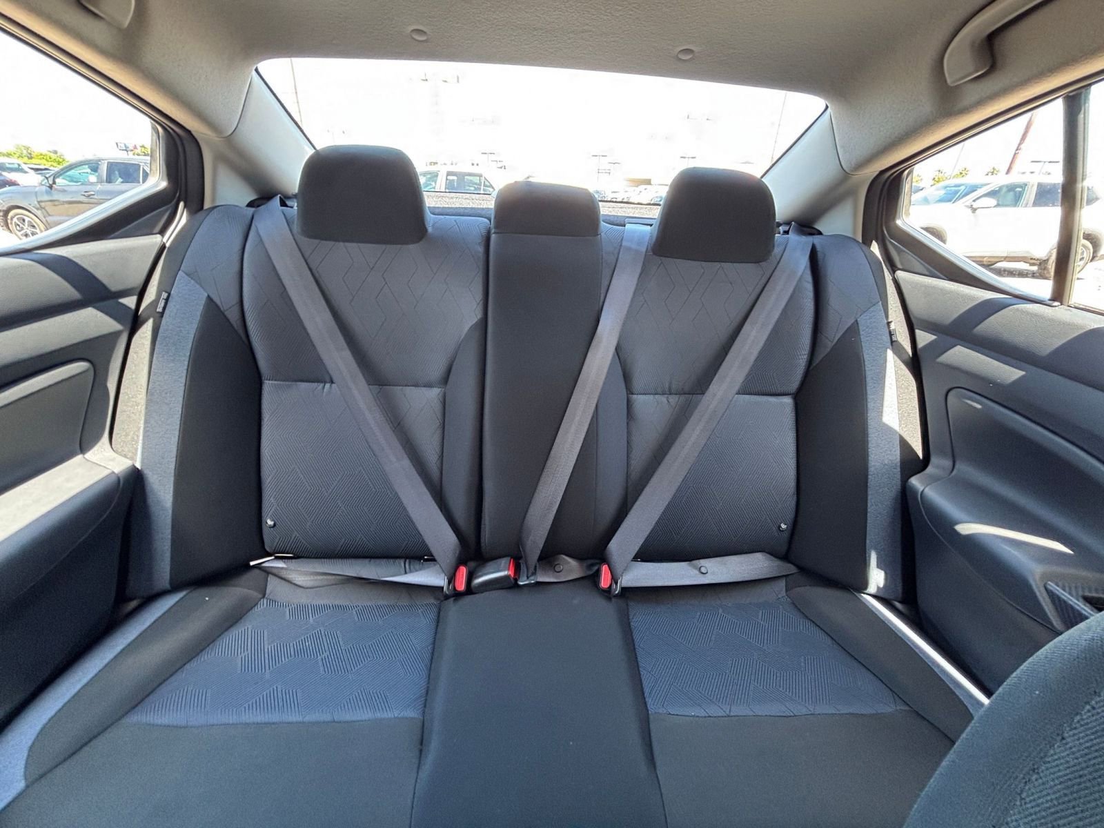 Used 2025 Nissan Versa SV FWD image 37